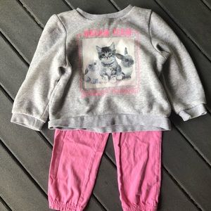 H&M set 🍒 sweatshirt and Carter’s bottoms